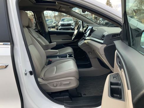 Used 2024 Honda Odyssey EX-L image 16