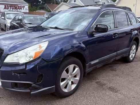 Used 2011 Subaru Outback 2.5i Limited AWD/4WD image 1