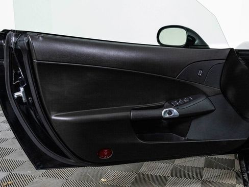 Used 2007 Chevrolet Corvette Coupe image 28