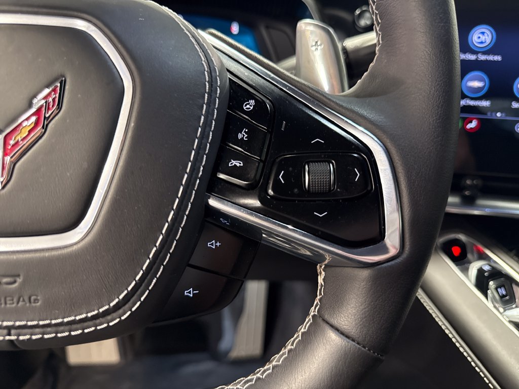 Used 2022 Chevrolet Corvette Stingray Premium Cpe w/ Z51 Performance Package RWD image 4