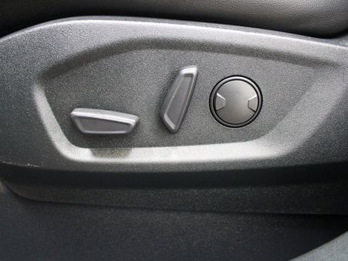 Used 2022 Ford Edge ST w/ Cargo Accessory Package image 43