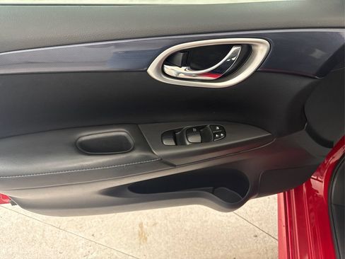 Used 2018 Nissan Sentra SR FWD image 31
