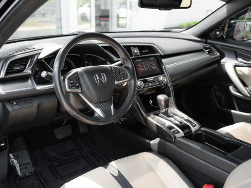 Used 2017 Honda Civic EX-L image 10