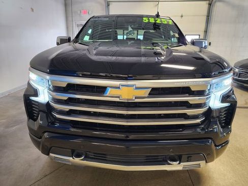 Certified 2024 Chevrolet Silverado 1500 High Country AWD/4WD image 6