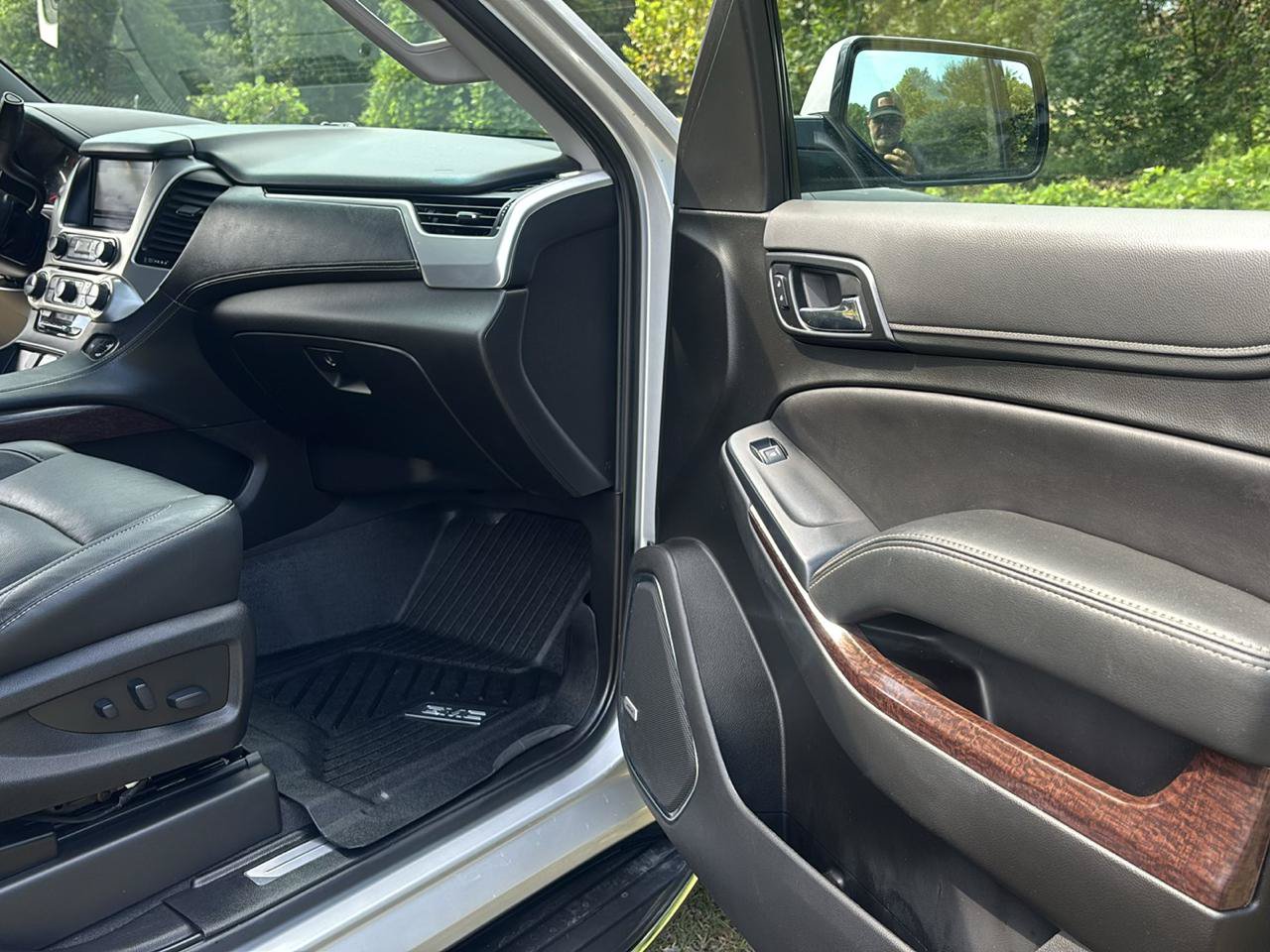 Used 2019 GMC Yukon SLT RWD image 16