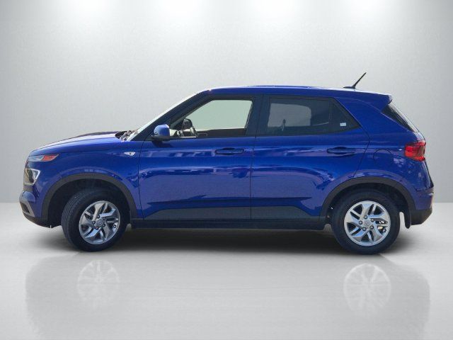 Used 2023 Hyundai Venue SE FWD image 7
