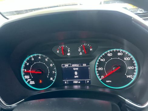 Used 2024 Chevrolet Equinox LS w/ Sport Edition FWD image 16