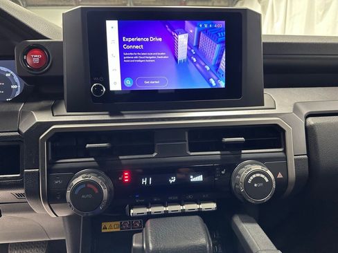 Used 2025 Toyota 4Runner TRD Off-Road image 26