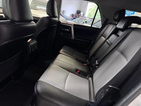 Used 2016 Toyota 4Runner SR5 Premium AWD/4WD image 14