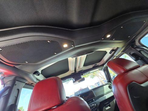 Used 2024 Jeep Wrangler Unlimited Rubicon 392 image 36