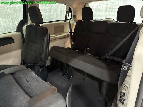 Used 2017 Dodge Grand Caravan SE w/ Power Window Group image 9