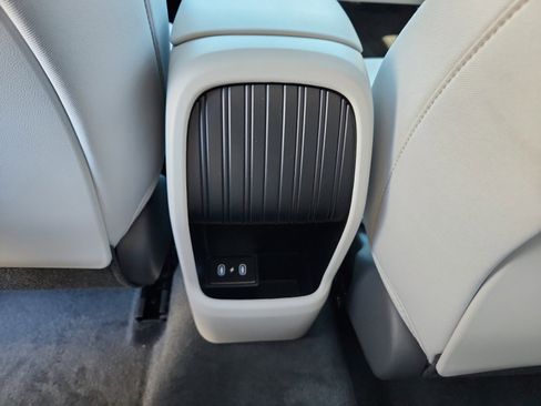 Used 2025 Hyundai Kona SE image 32