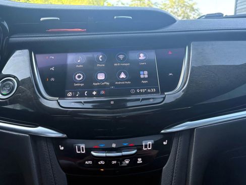 Used 2020 Cadillac XT6 Premium Luxury image 22