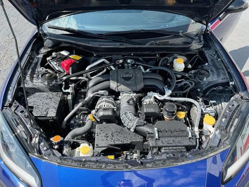 Used 2025 Toyota GR86 Premium RWD image 31