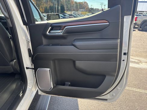 Used 2024 GMC Sierra 1500 Denali w/ Denali Reserve Package image 41