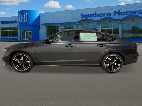 Used 2026 Honda Accord SE image 2