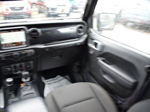 Used 2023 Jeep Wrangler Unlimited Sport AWD/4WD image 14