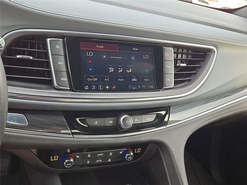 Used 2023 Buick Enclave Essence w/ Experience Buick Package AWD/4WD image 8