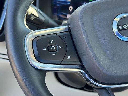 Certified 2023 Volvo XC40 B5 Plus w/ Driver Assist Package image 18