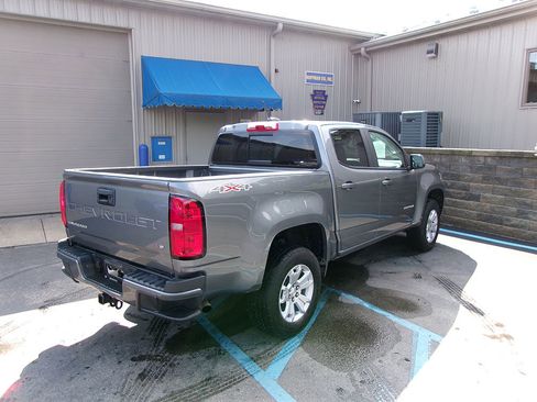 Used 2022 Chevrolet Colorado LT w/ LT Convenience Package image 5