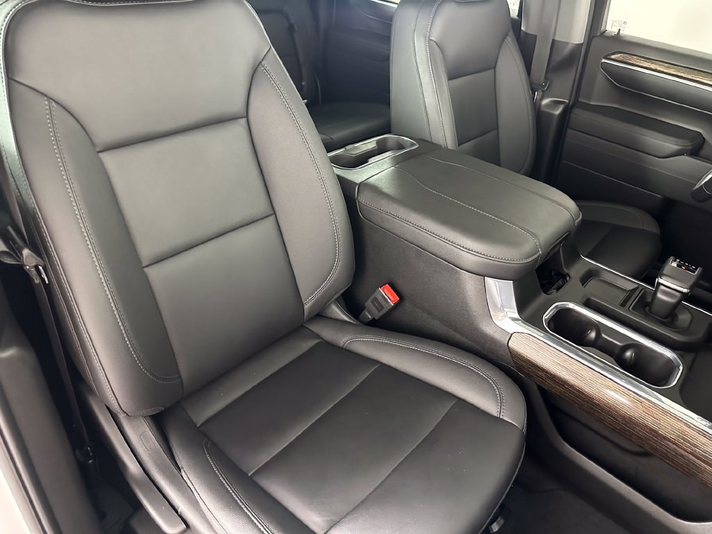 Used 2024 GMC Sierra 1500 Elevation w/ Elevation Premium Package AWD/4WD image 32
