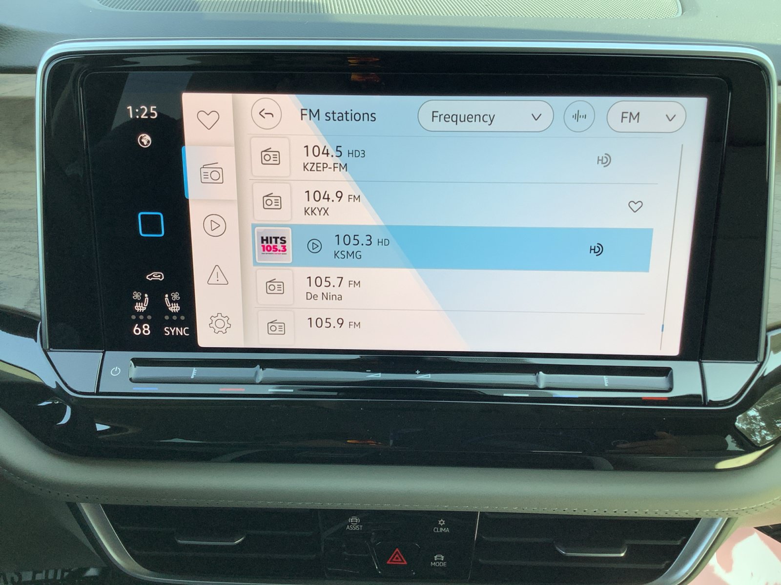 New 2026 Volkswagen Atlas SE FWD image 17