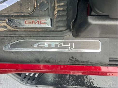 Used 2022 GMC Sierra 1500 AT4 w/ AT4 Premium Package AWD/4WD image 38