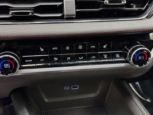 New 2026 Chevrolet Equinox RS image 18