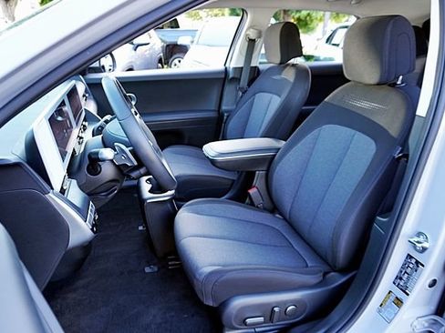 Used 2024 Hyundai Ioniq 5 SEL RWD image 15