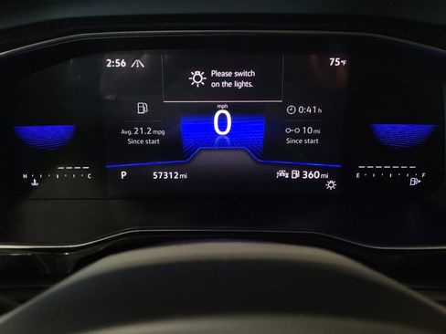 Used 2024 Volkswagen Jetta SE image 23