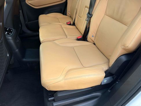 Used 2024 Volvo XC90 T8 Ultimate w/ Protection Package Premier AWD/4WD image 13
