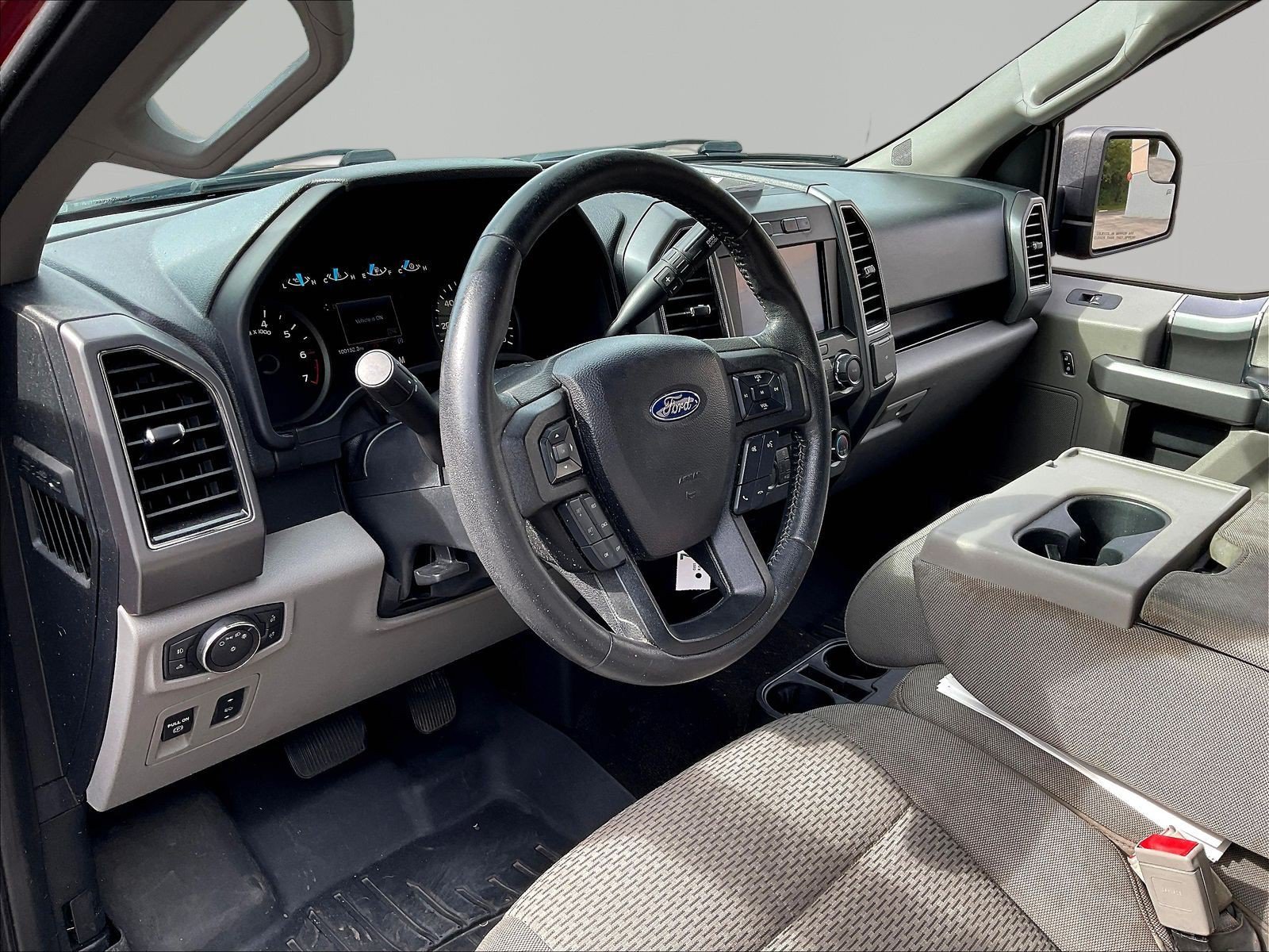 Used 2019 Ford F150 XLT w/ Equipment Group 302A Luxury AWD/4WD image 18