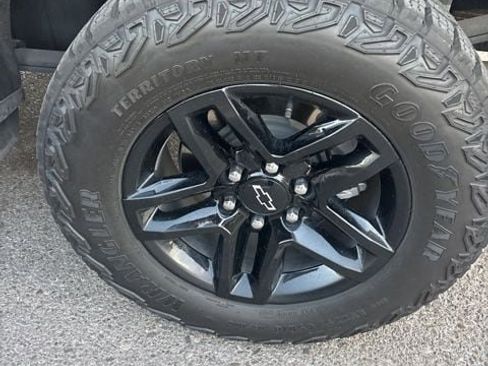 Used 2024 Chevrolet Silverado 1500 LT Trail Boss w/ LT Trail Boss Premium Package image 13