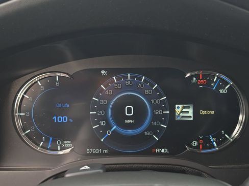 Used 2017 Cadillac Escalade Platinum image 24