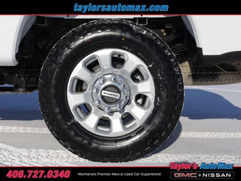Used 2023 Ford F350 XLT image 35