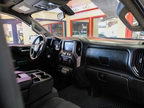 Used 2021 Chevrolet Silverado 1500 Custom Trail Boss w/ LPO, Dark Essentials Package image 12