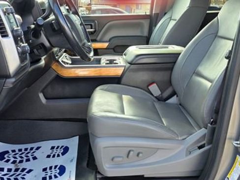 Used 2017 Chevrolet Silverado 1500 LTZ w/ LTZ Plus Package image 9