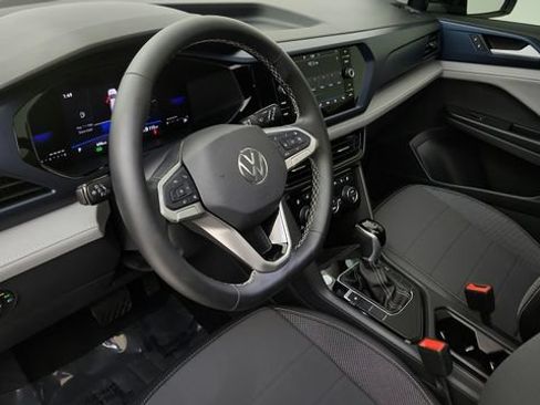Used 2024 Volkswagen Taos SE FWD image 65