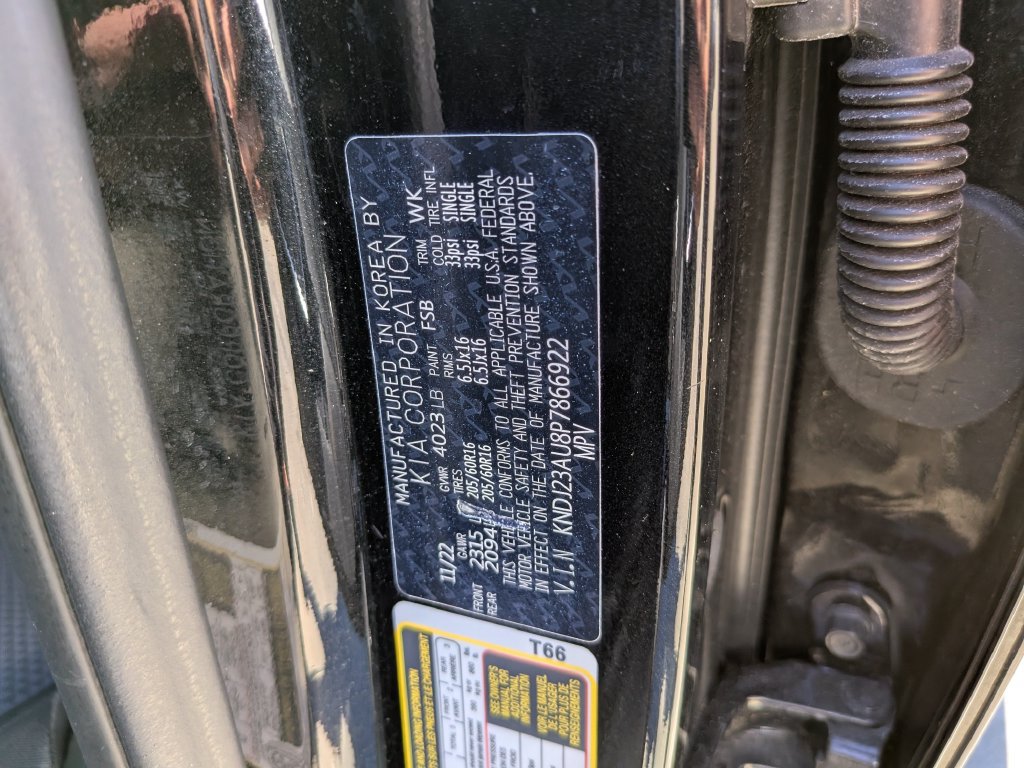 Certified 2023 Kia Soul LX FWD image 34