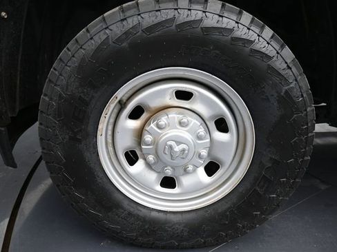 Used 2023 RAM 2500 Tradesman AWD/4WD image 25