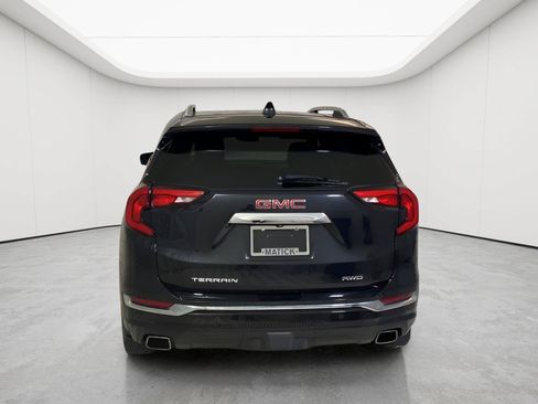 Used 2020 GMC Terrain Denali w/ Denali Premium Package AWD/4WD image 6