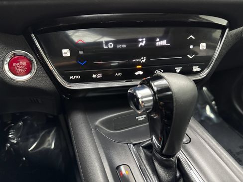 Used 2018 Honda HR-V EX-L image 29