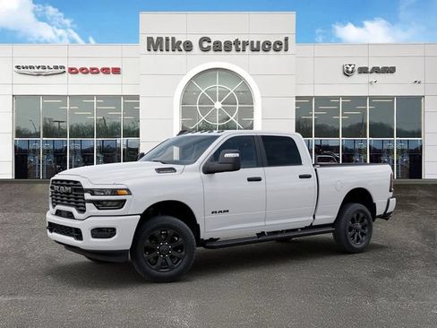 New 2026 RAM 2500 Big Horn AWD/4WD image 3