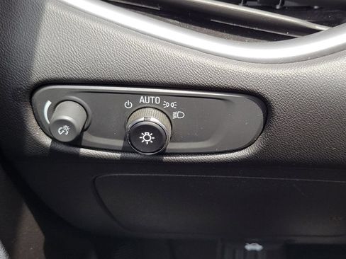 Used 2024 Chevrolet Malibu LT FWD image 24