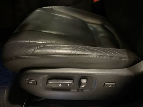 Used 2017 Lexus LX 570 4WD image 12