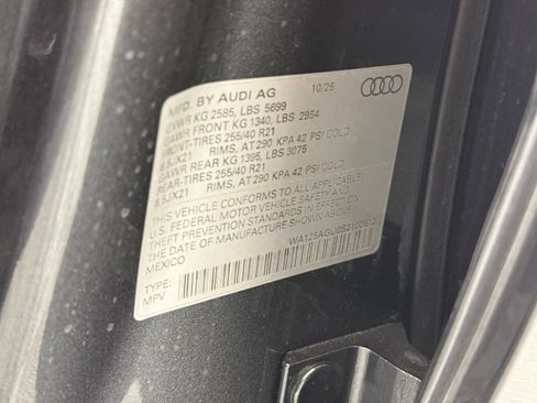 New 2025 Audi SQ5 Premium Plus image 19