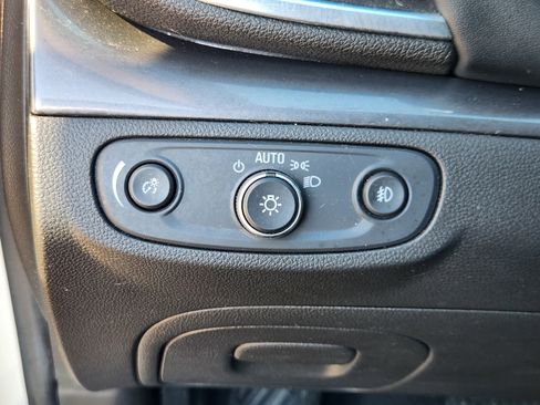 Used 2019 Buick Encore Essence w/ Experience Buick Package image 24