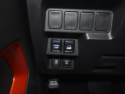 Used 2024 Nissan Frontier PRO-4X w/ Off-Road Protection Package image 16