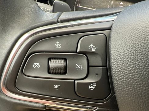 Used 2023 Buick Envision Avenir FWD image 14
