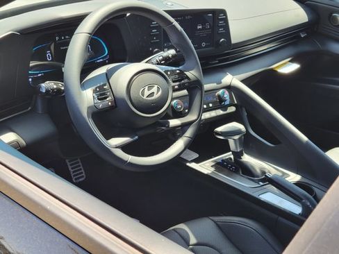 New 2026 Hyundai Elantra SEL Sport FWD image 5